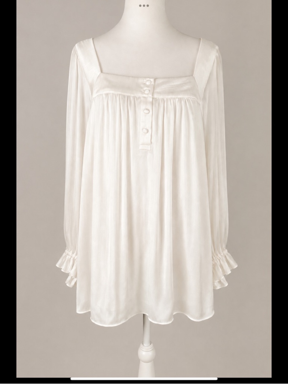 LC Lauren Conrad Ivory Satin Blouse 0X Square Neck Romantic Ruffle Sleeve